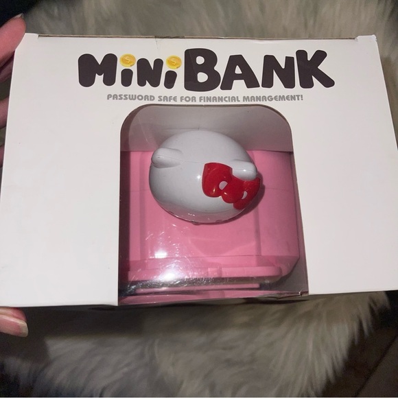 Hello Kitty Smart Lock Password Safe Mini Bank Money Box Piggy Bank New In Box - Picture 4 of 13